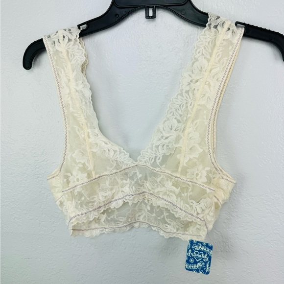 NEW Free People Ivory Lace Bralette - Picture 5 of 5